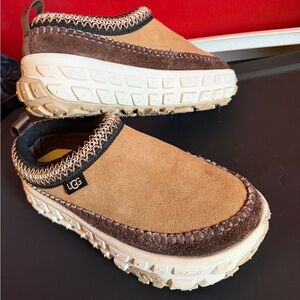 UGG Tan and Brown Casual Slip-Ons
